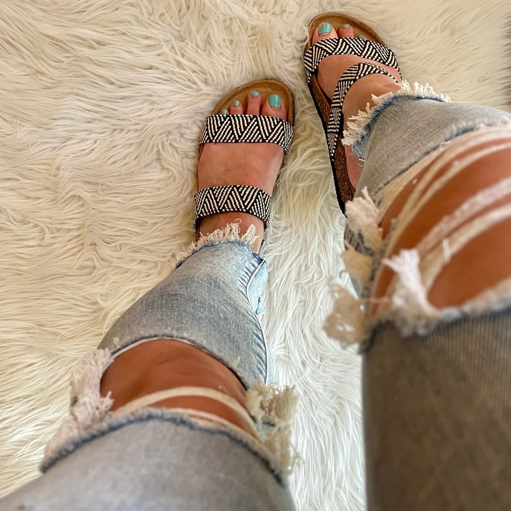 LAST FEW Aztec Tribal Woven Banded Footbed Sandals - Picture 13 of 16